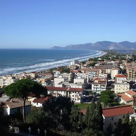 Lina A 500 Mt Dal Mare Casa de Férias *